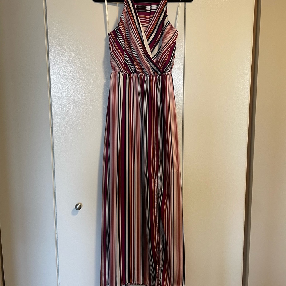 Stripped maxi dress with spaghetti straps!